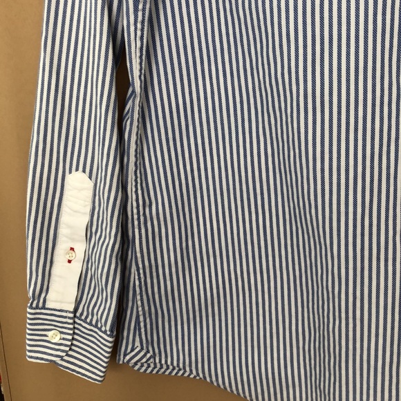 2/$25 UNIQLO  Premium Cotton Long Sleeve Blue Striped Shirt - Picture 6 of 7